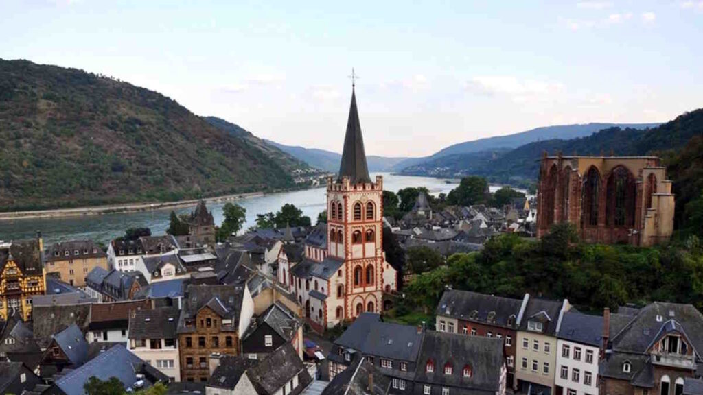 Bacharach on the river Rhine in the state Rheinland-Pfalz, Germany