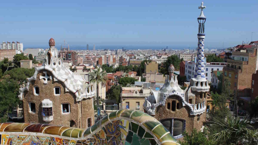 What to do in Barcelona, Catalonia, Spain: Best Attractions and Travel Tips