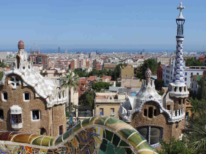 What to do in Barcelona, Catalonia, Spain: Best Attractions and Travel Tips