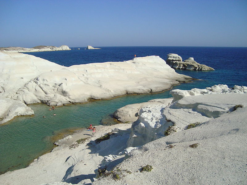 Where is and How to Go to Sarakiniko Beach, Milos Island, Greece