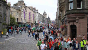 How to Visit and What to Do in Edinburgh Fringe Festival 2025, Scotland – Practical Information and Best Tips
