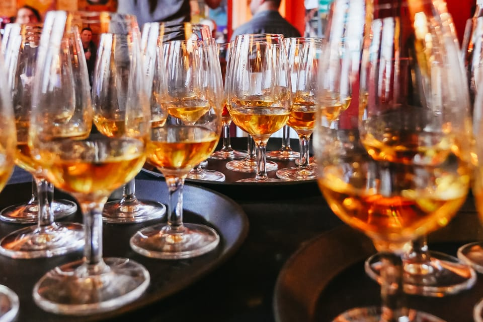 Edinburgh: Whisky Tasting with History and Storytelling 