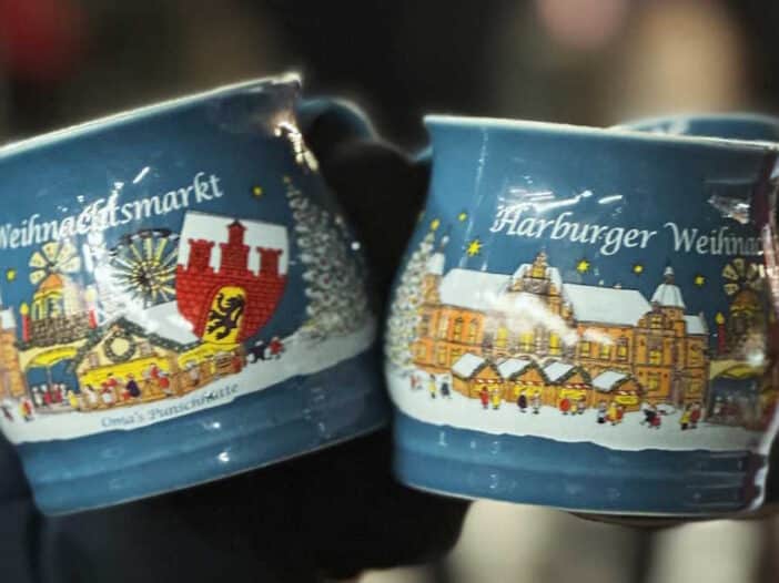 How to Visit Christmas Market 2025 in Hamburg, Germany – Travel Guide, Practical Information and Best Tips