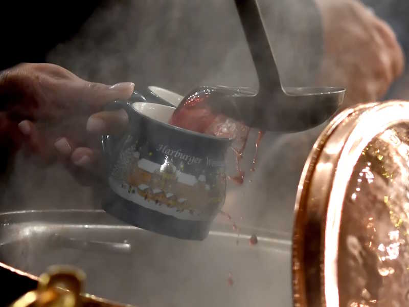 Key Tips and Practical Information to go to Christmas Market in Hamburg