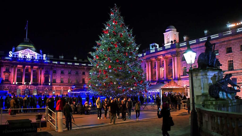 Christmas in England - Top Destinations for Your End-of-Year Trip