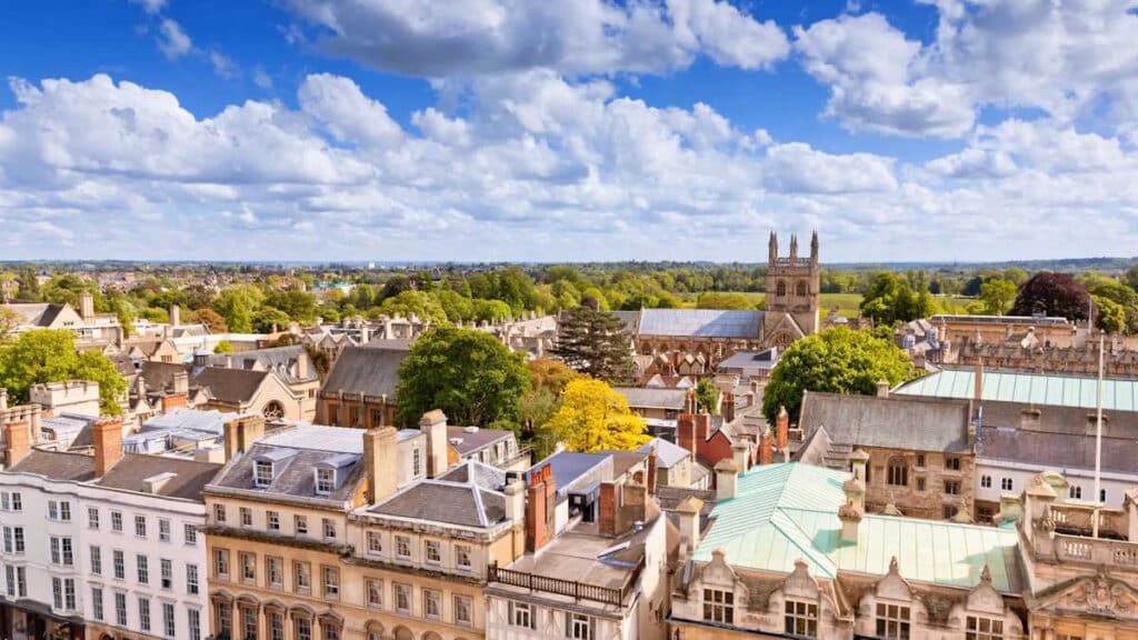 How to Visit and What to do in Oxford in Oxfordshire, England – Travel Guide and Best Tips