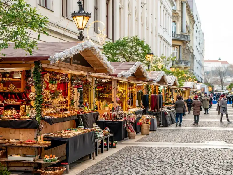 Where to Stay in Budapest for the Christmas Markets