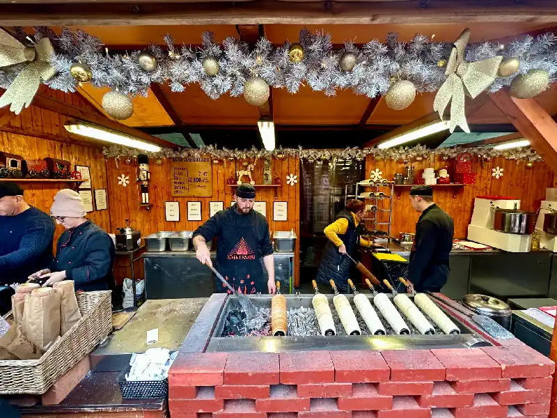 What to Eat and Drink at the Budapest Christmas Market